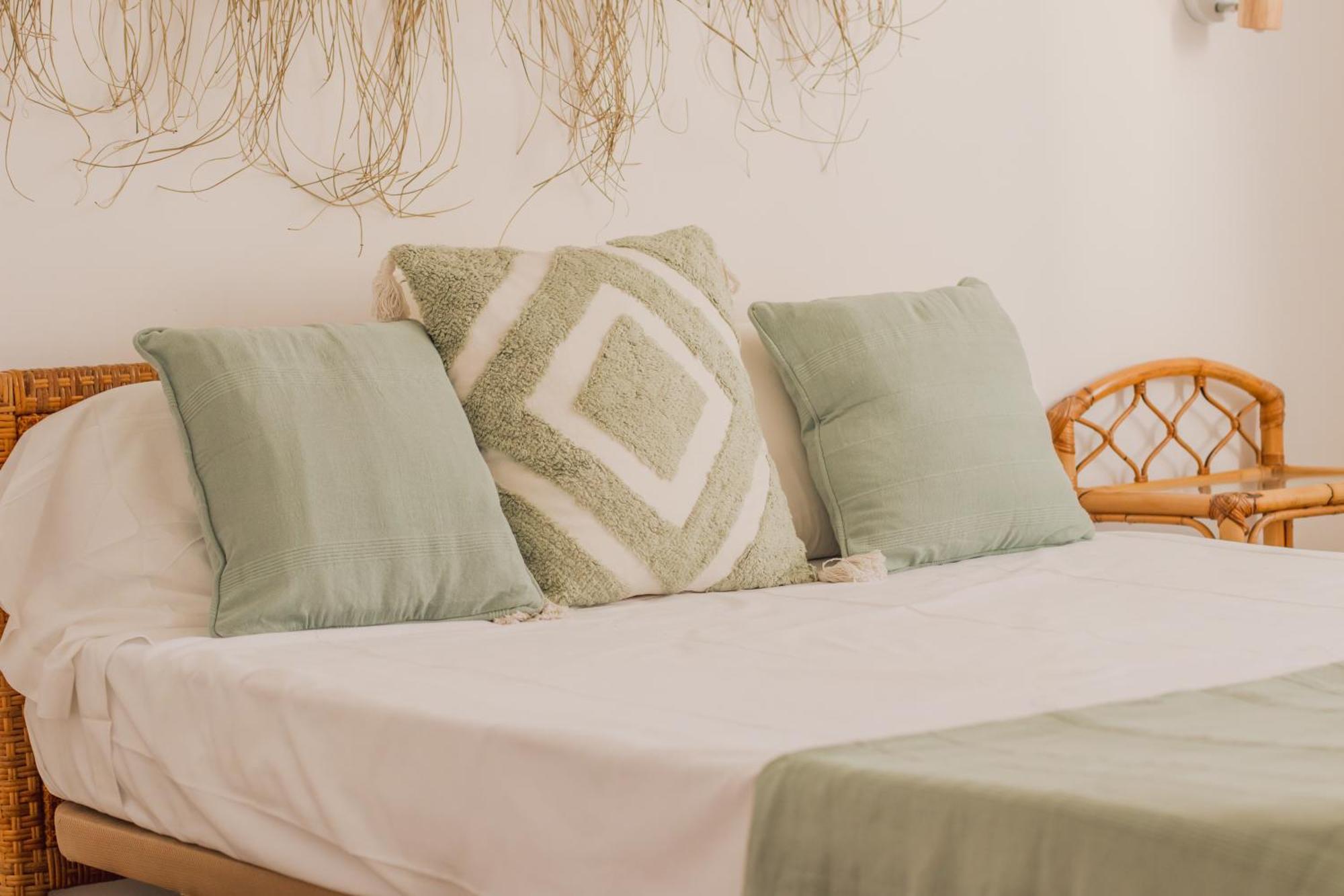 Apartamentos Sol Naixent L'Ametlla de Mar Dış mekan fotoğraf
